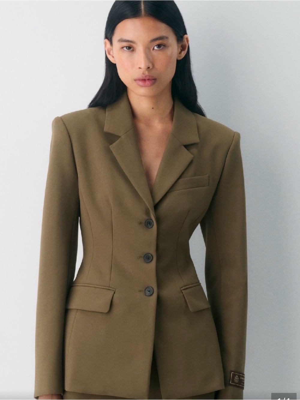 Aritzia Cello Standout Blazer (Size 6) & Trousers (Size 4) Suit Set - Picture 2 of 5